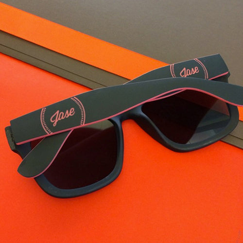 Jase New York Avery Sonnenbrille in Atomic Pink