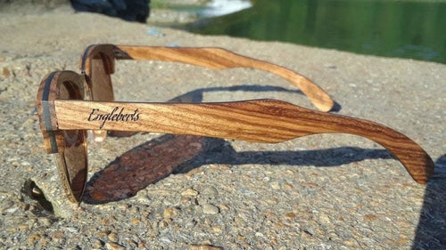 Sonnenbrille aus Ebenholz und Zebranoholz mit Teefarbenen Polarisierten Gläsern